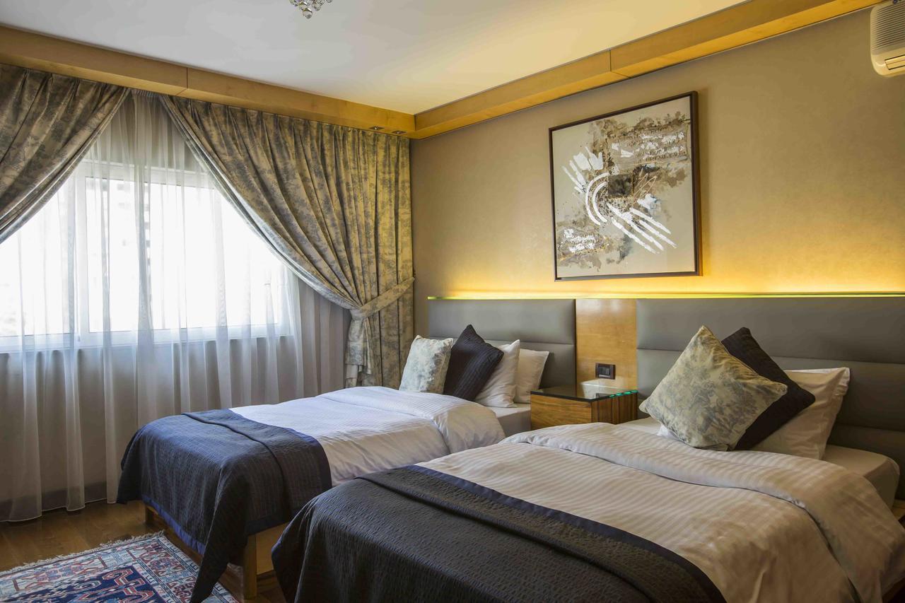 Lahoya Suites Beirut Esterno foto