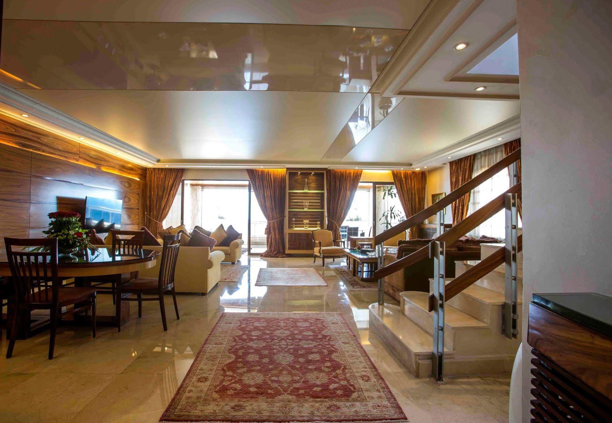 Lahoya Suites Beirut Esterno foto