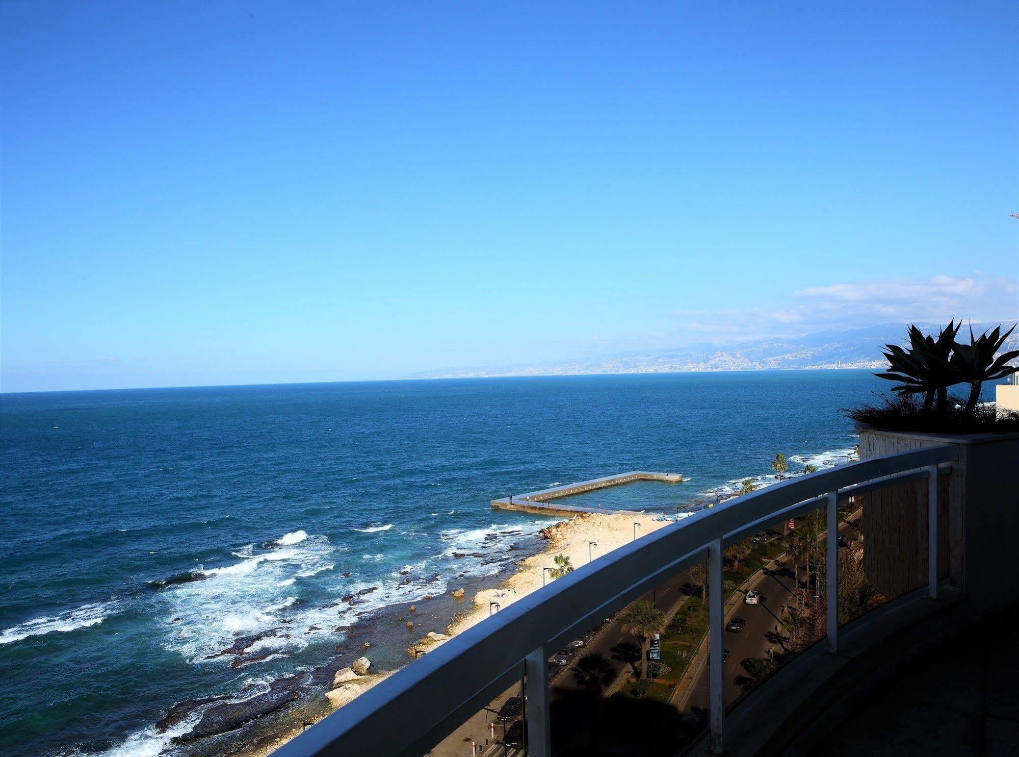 Lahoya Suites Beirut Esterno foto