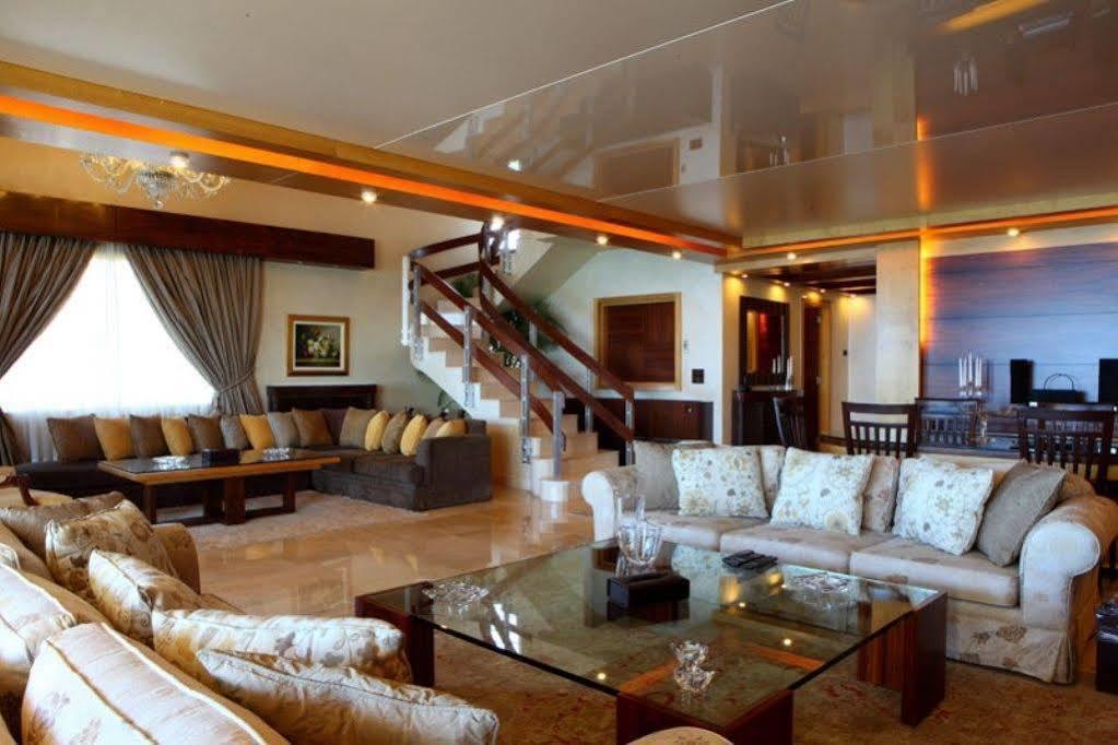 Lahoya Suites Beirut Esterno foto