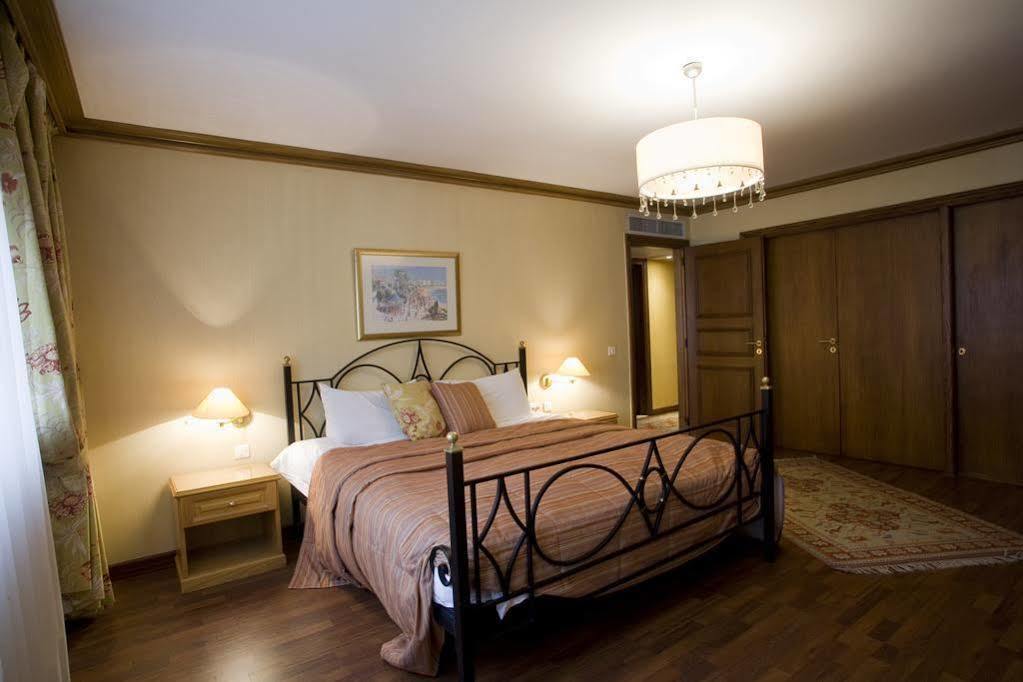 Lahoya Suites Beirut Esterno foto